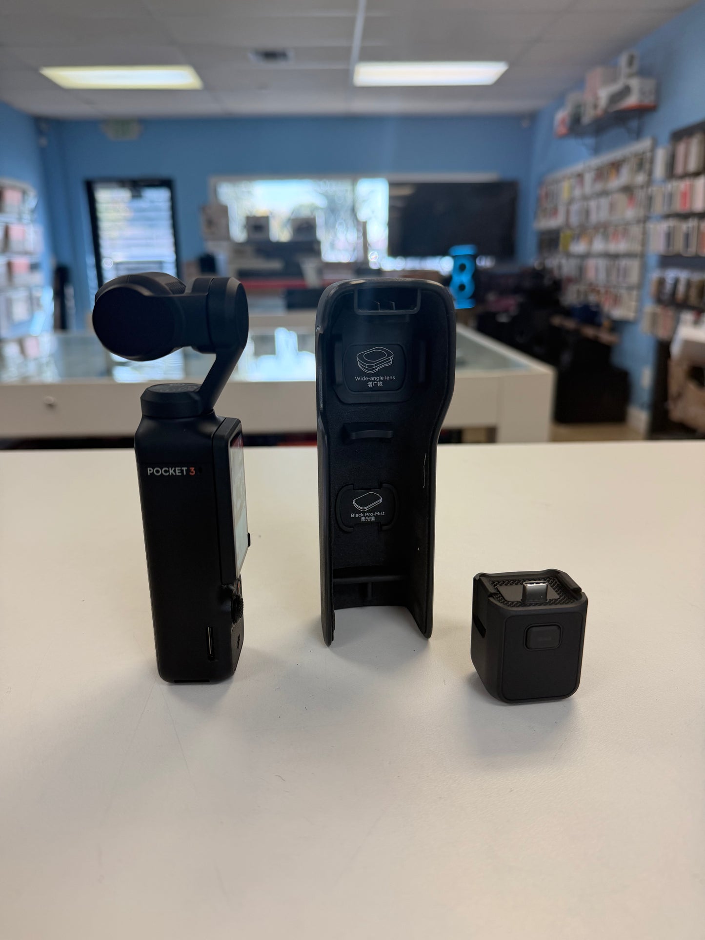DJI - Osmo Pocket 3 - Creator Camera Excellent Condition