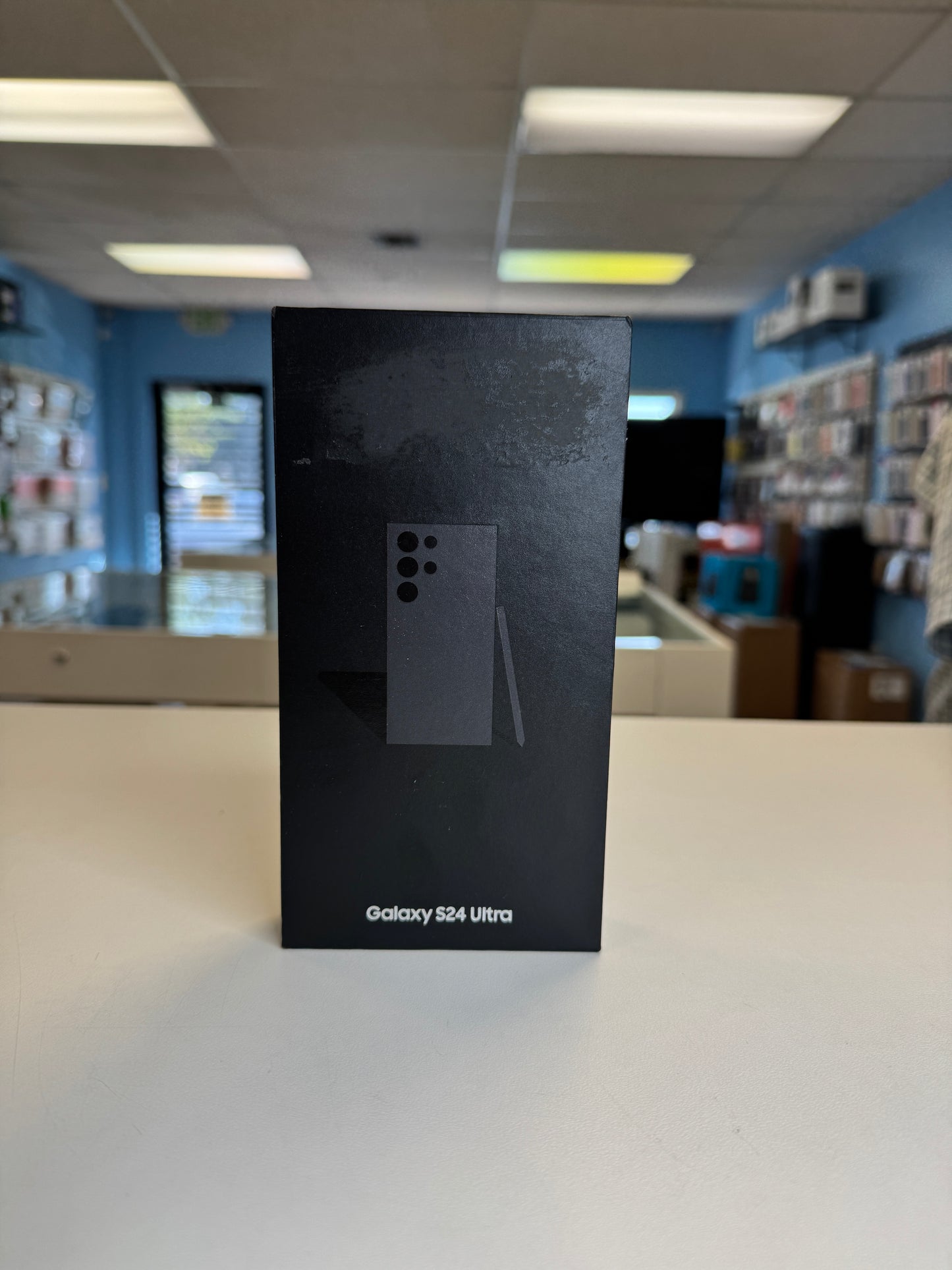 Samsung Galaxy S24 Ultra 256GB Unlocked New