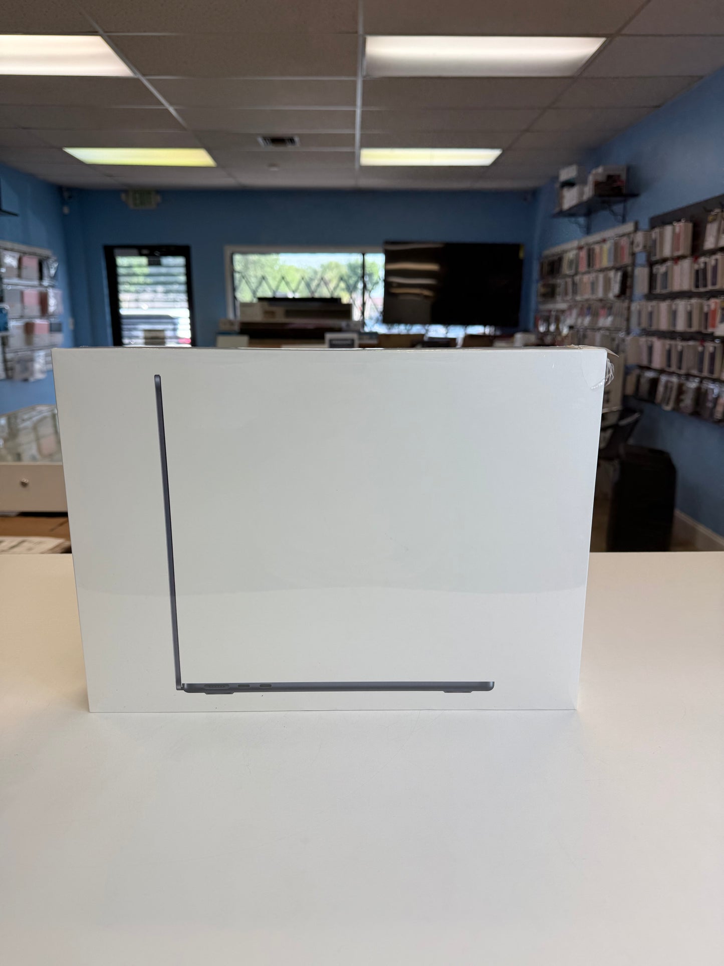 MacBook Air M2 Apple chip New Sealed with Apple care till August 2025