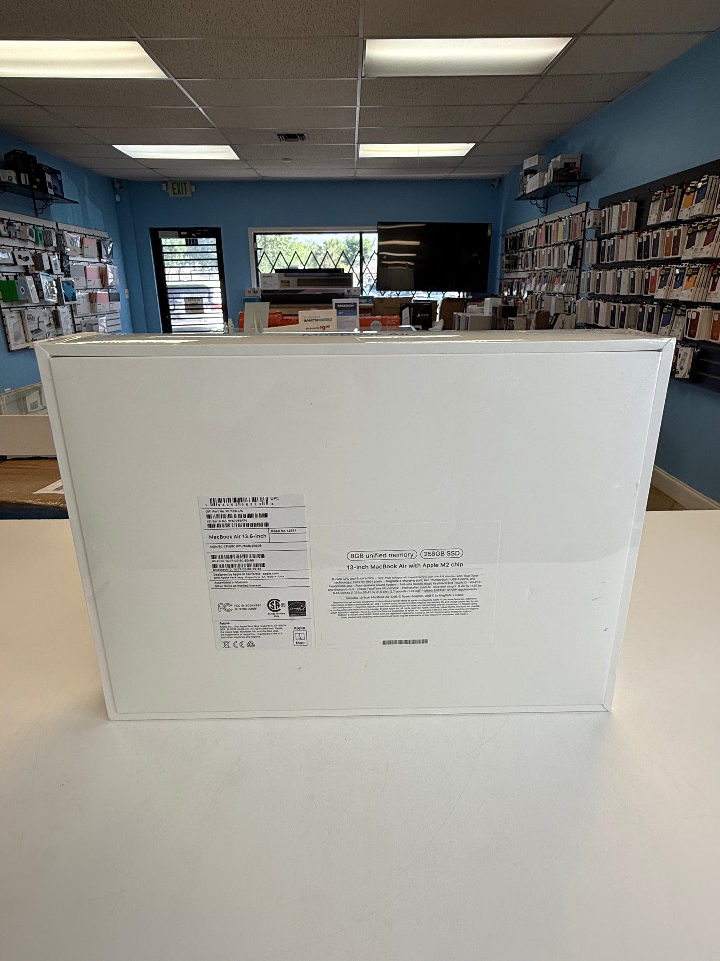 MacBook Air M2 Apple chip New Sealed with Apple care till August 2025