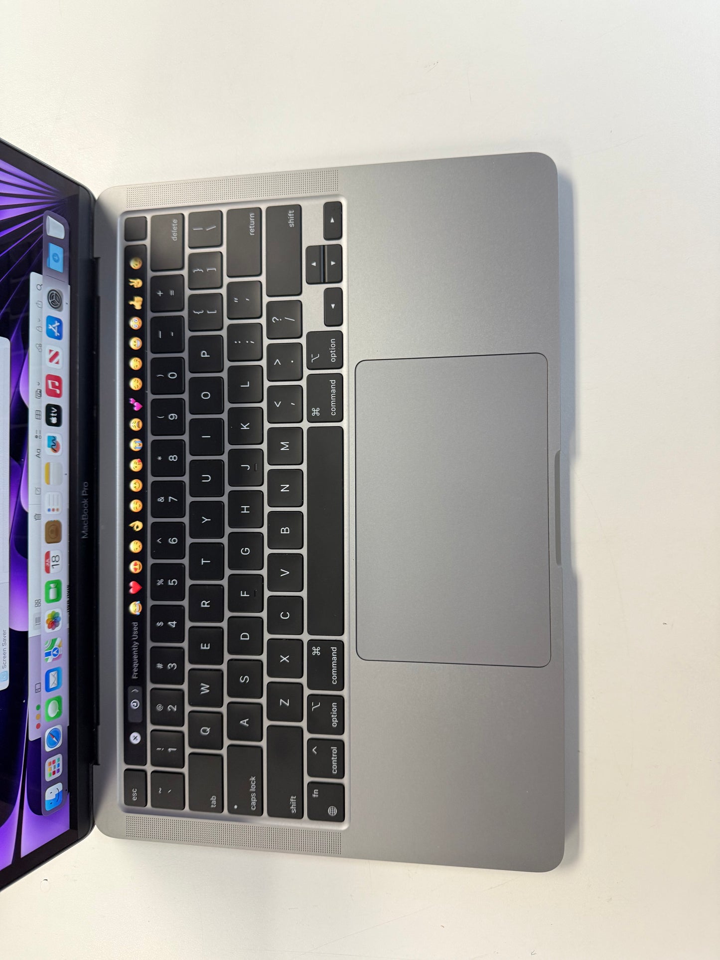 MacBook Pro 13inch Touchbar M1 - 16Gb Ram - 512ssd Battery cycle 1