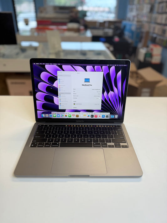 MacBook Pro 13inch Touchbar M1 - 16Gb Ram - 512ssd Battery cycle 1