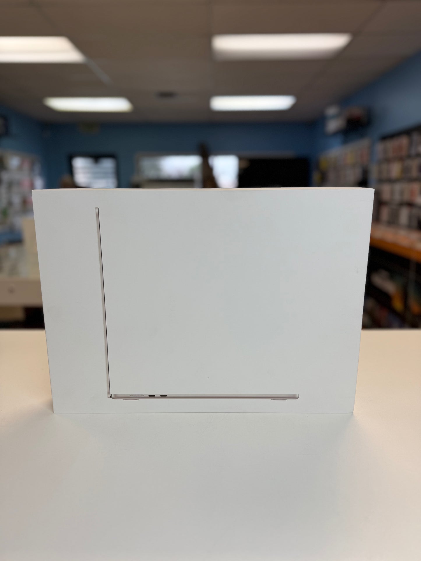 MacBook Air 15inch M3 Starlight New Sealed with Apple care till Oct 2025