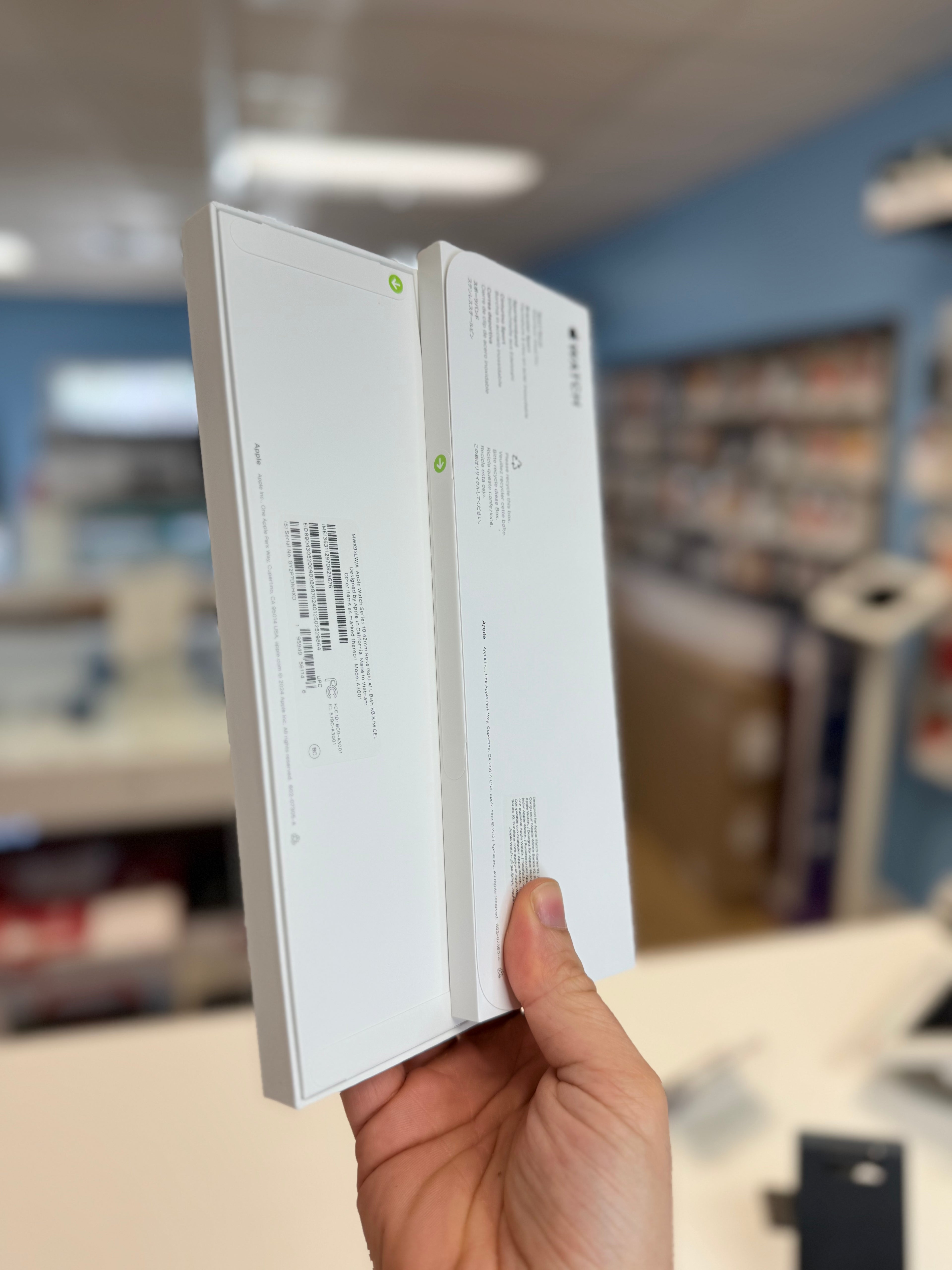 Apple Watch Series 10(GPS+Cellular) 42mm New with Apple Care till Nov 2025