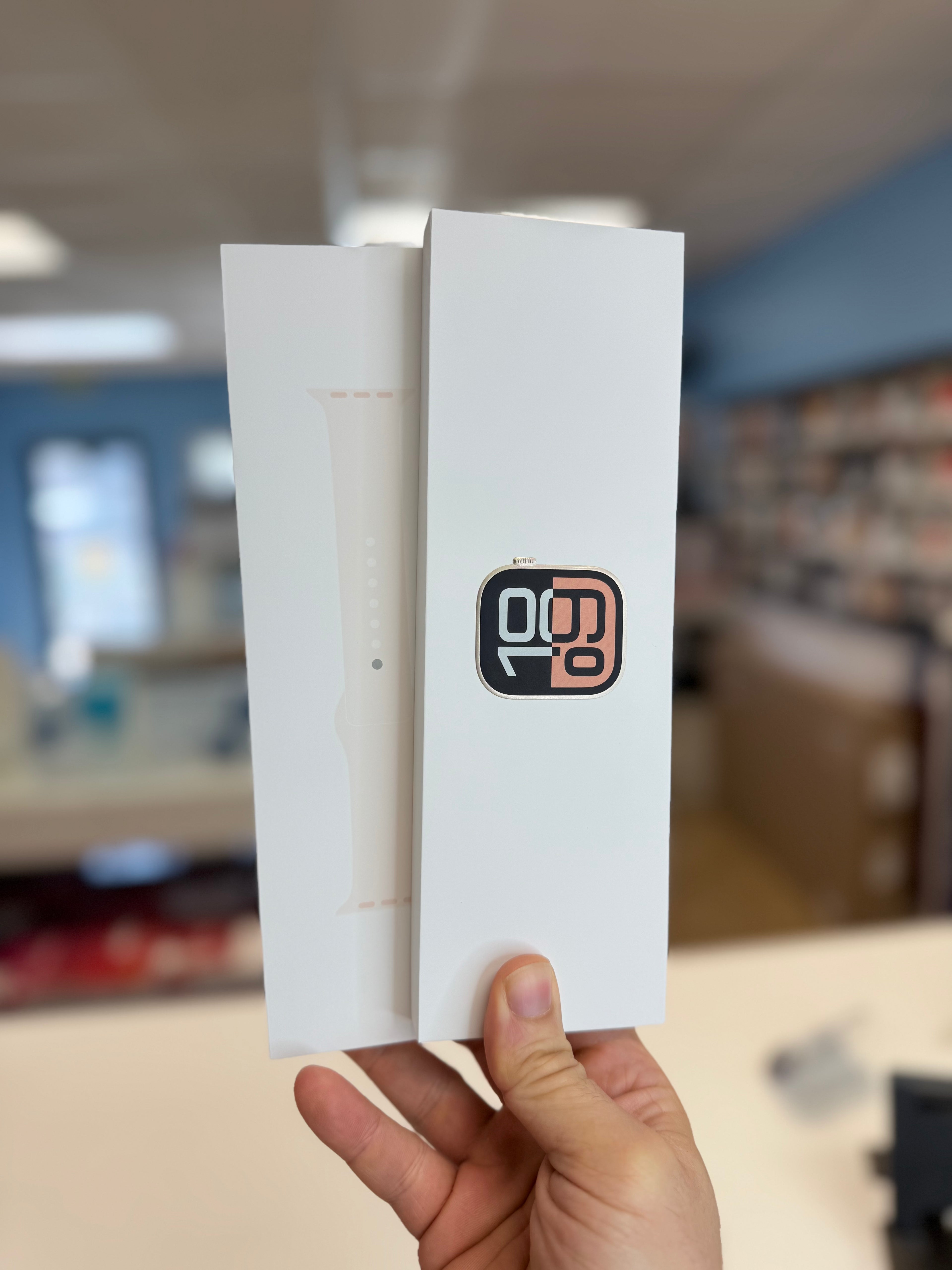 Apple Watch Series 10(GPS+Cellular) 42mm New with Apple Care till Nov 2025