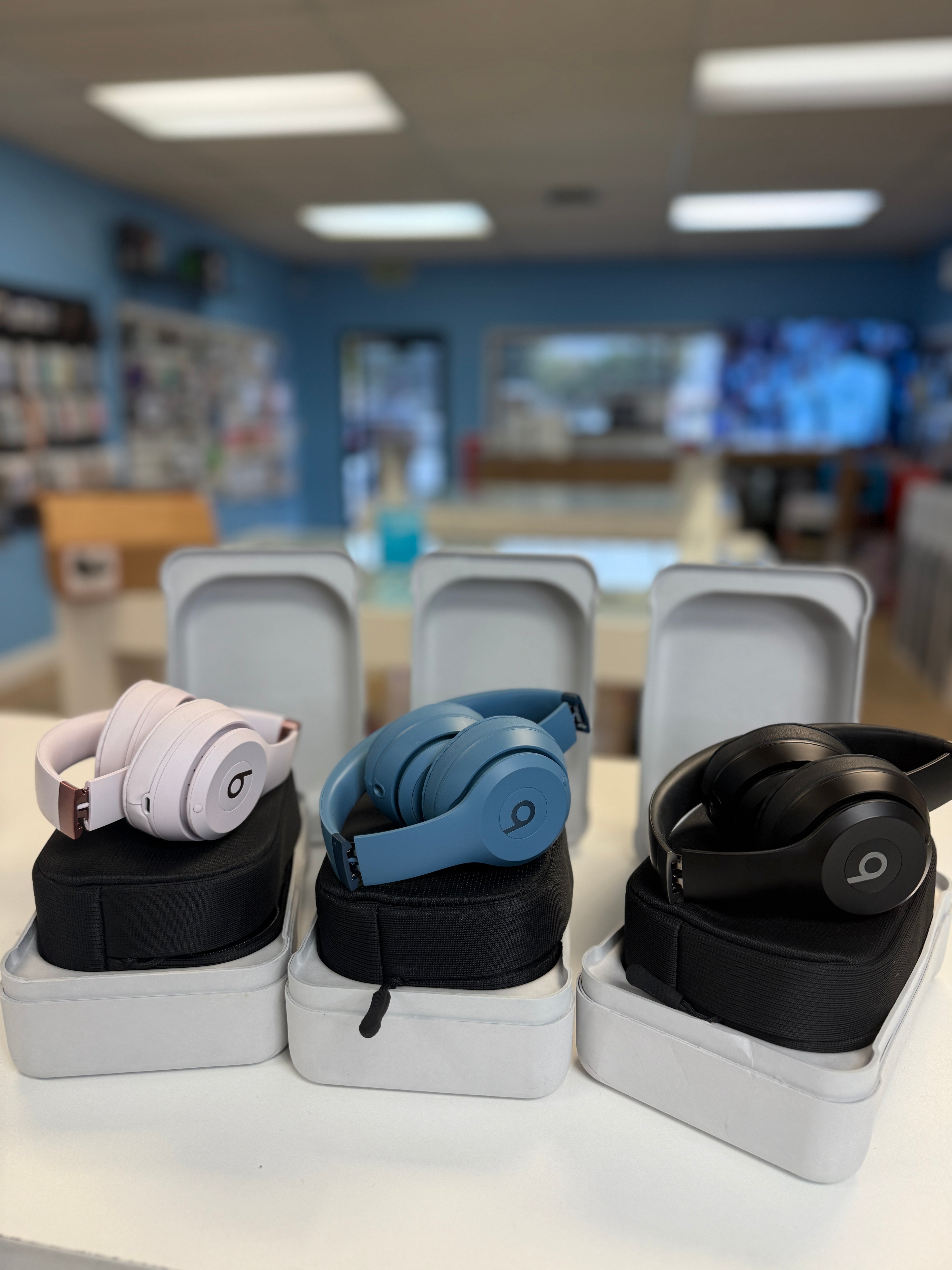 Beats Solo 4 True Wireless On-Ear Headphones With Apple Care Plus Till 2026