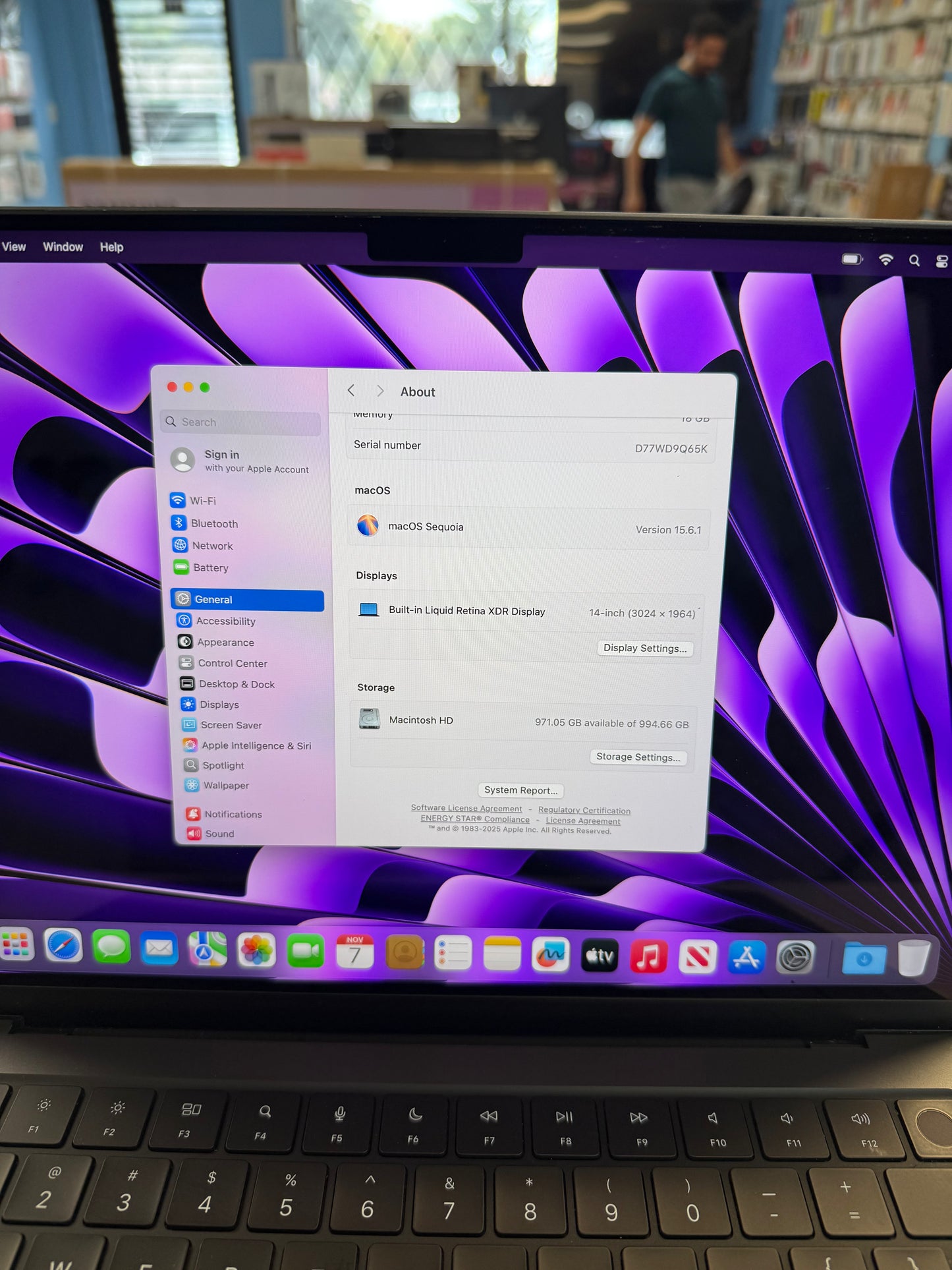 MacBook Pro 14" M3 Pro  18GB RAM, 1TB SSD Battery Cycle 62 like New