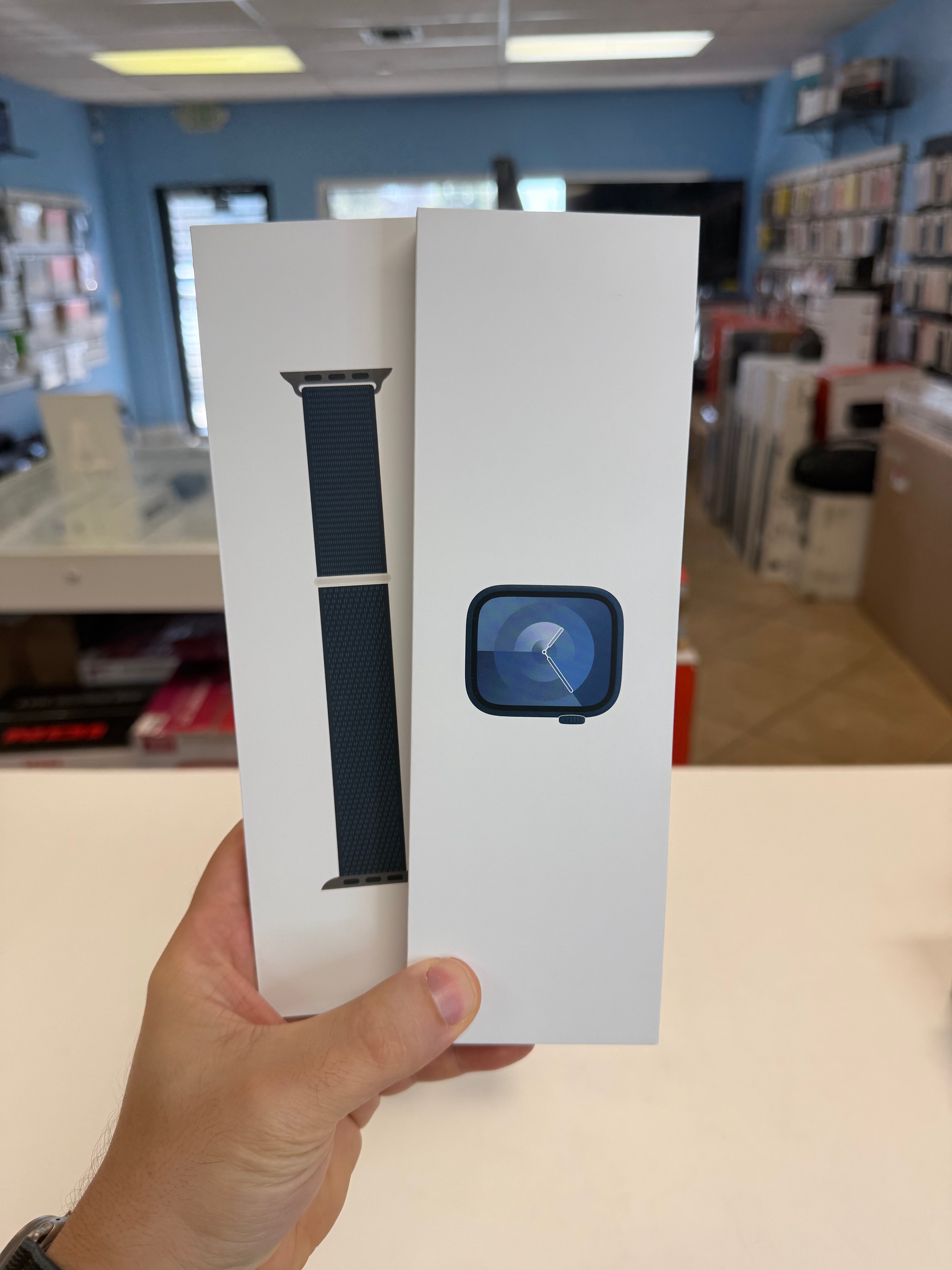 Apple Watch Series 9 - GPS + Cell 45mm Aluminum Case with Midnight New Sealed