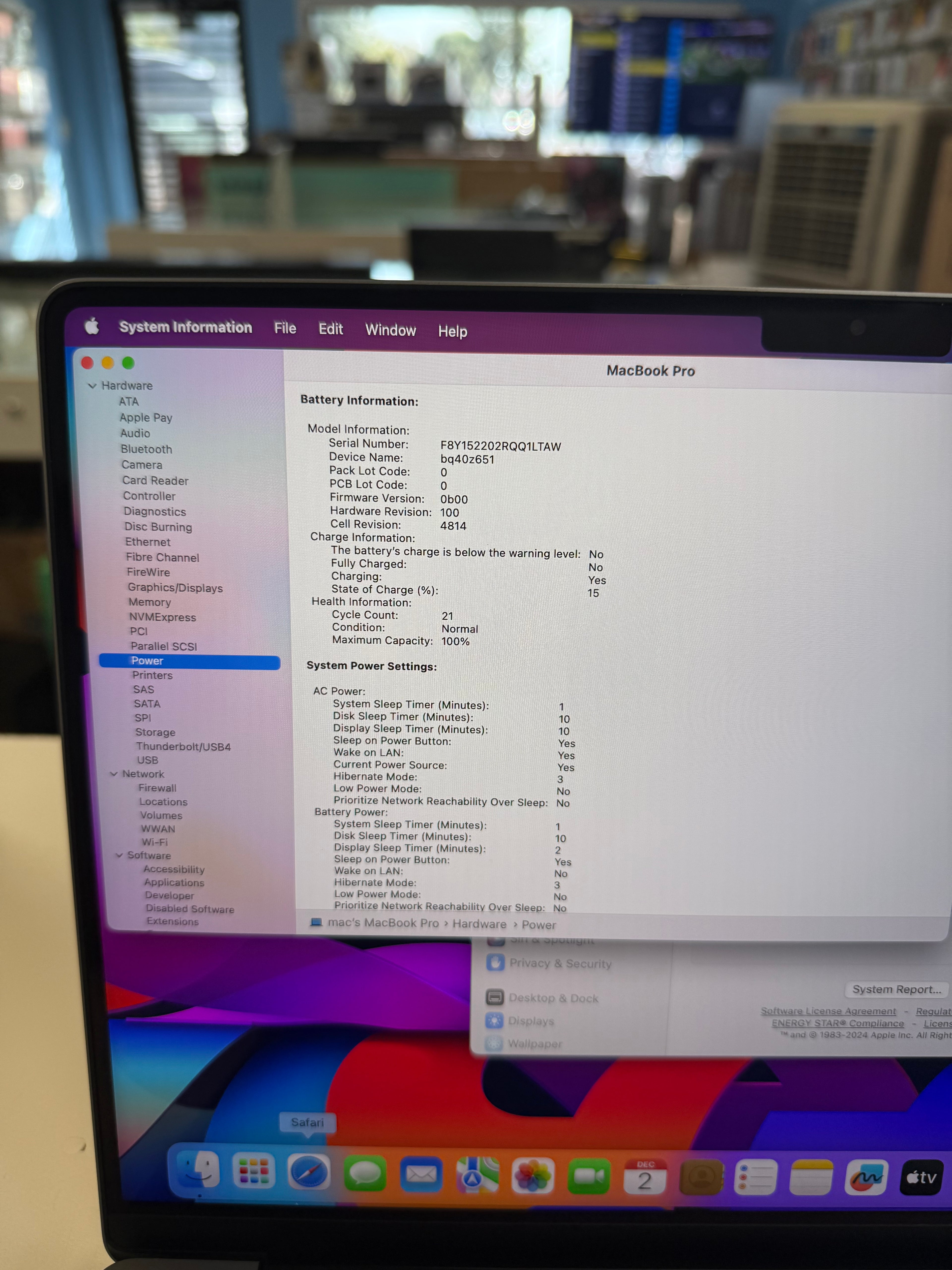 MacBook Pro 14inch M1 Pro 16Gb Ram 1TB ssd Battery cycle 21