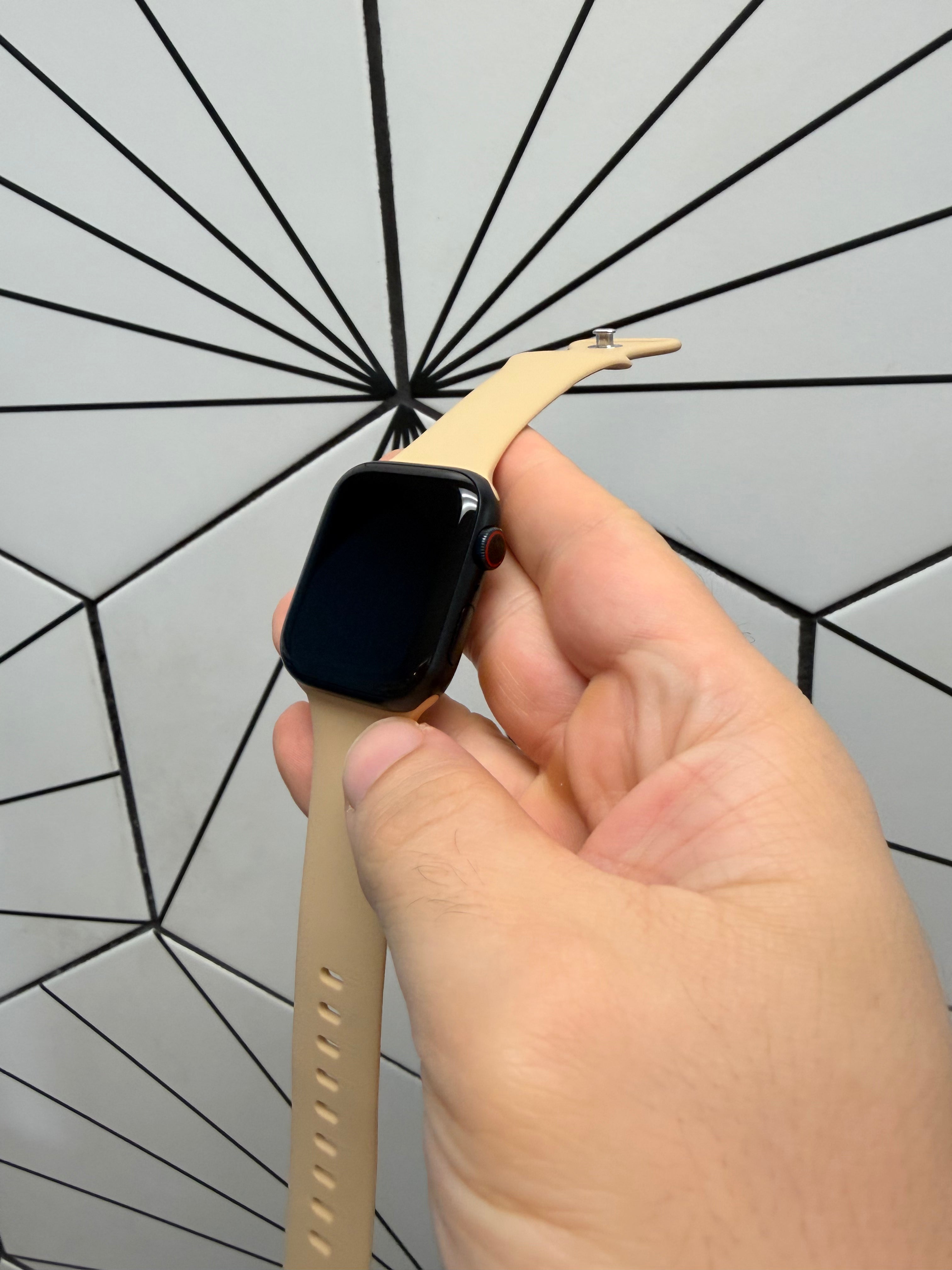 Apple Watch Series 9 45mm gps & lte unlocked excellent condition