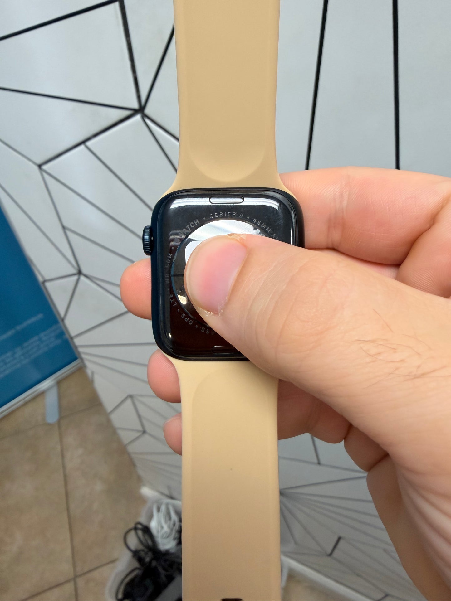 Apple Watch Series 9 45mm gps & lte unlocked excellent condition