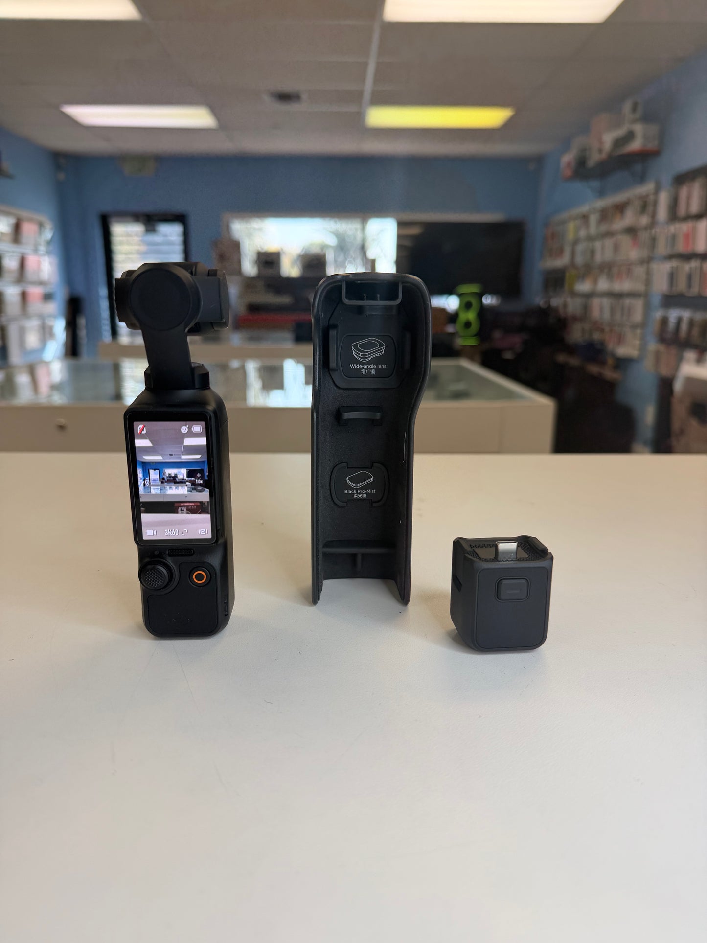 DJI - Osmo Pocket 3 - Creator Camera Excellent Condition