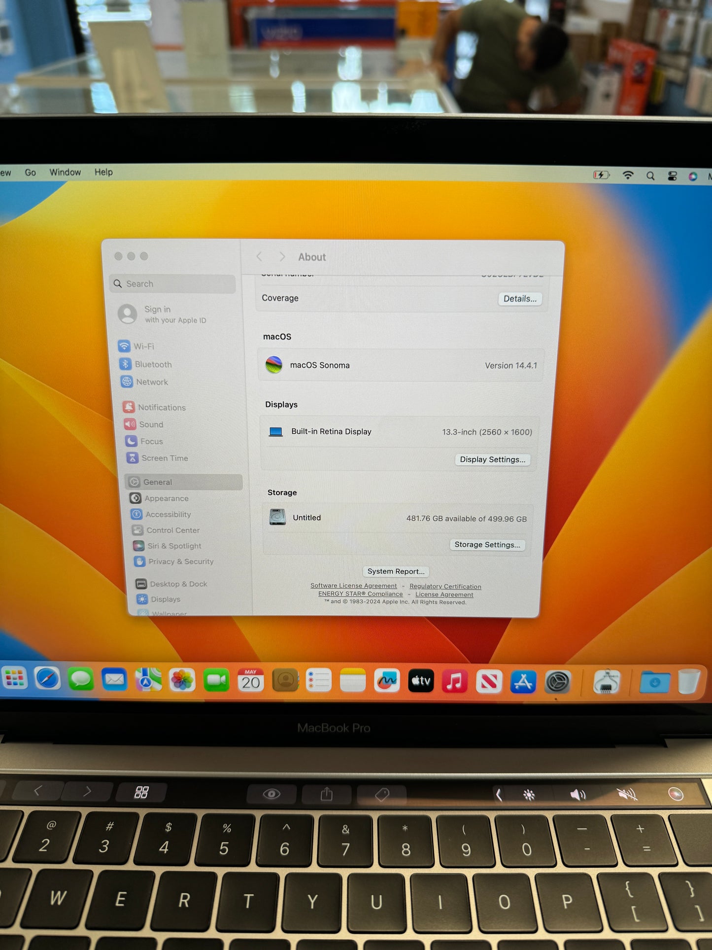 MacBook Pro I7/16/500ssd With Final Cut Pro & Logic Pro X