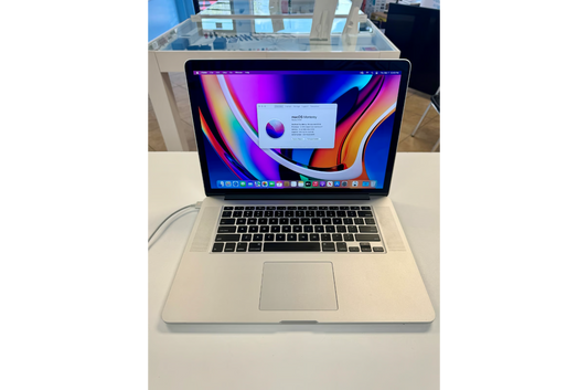 MacBook Pro 15inch Retina Screen I7/16/512ssd