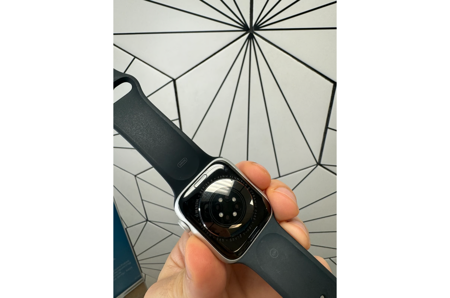 Apple Watch Series 6 44mm Silver screen like new